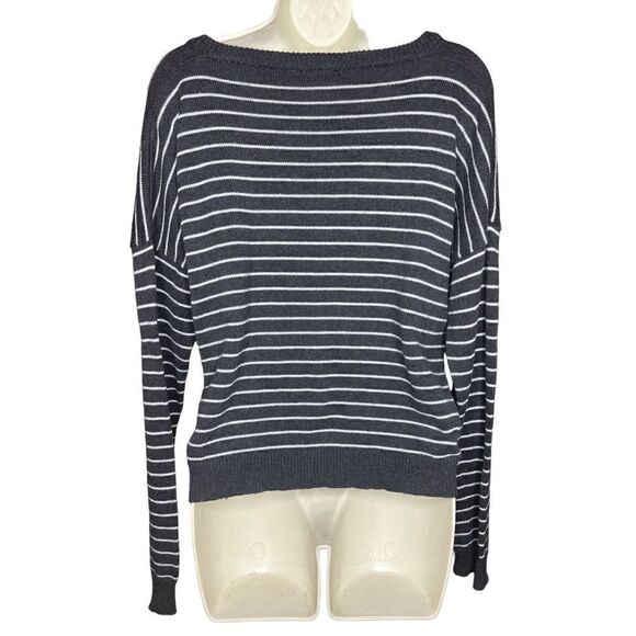 ATM Grey & White Striped V Neck Cropped Sweater NWT Size Small - Picture 2 of 3